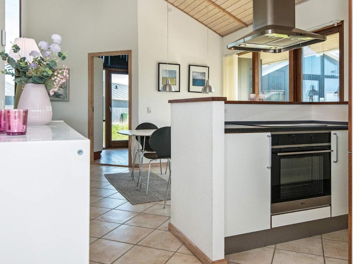 8 Person Holiday Home In Ulfborg Exterior foto